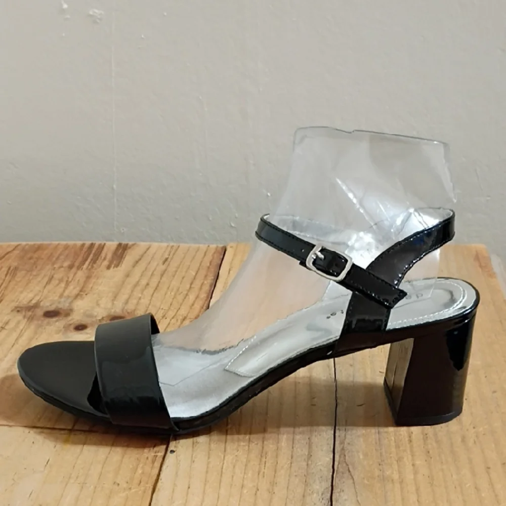 David Tate Black Patent Leather Ageless Sandal Size 12W NWT